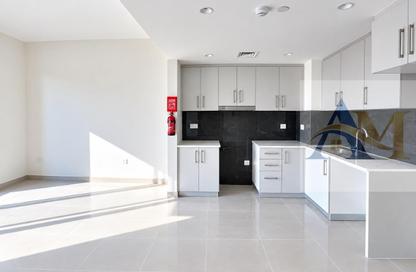 Apartment - 1 - 2 for rent in Aysha Residence - Maryam Island - Al Khan - Sharjah Apartment - 1 - 2 for rent in Aysha Residence - Maryam Island - Al Khan - Sharjah