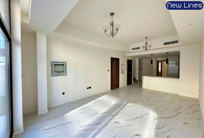 81925305 - Property Image 3