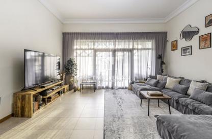 Apartment - 2 Bedrooms - 3 Bathrooms for sale in Jash Hamad - Shoreline Apartments - Palm Jumeirah - Dubai