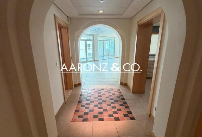 2PKrozn07EG - Property Image 2