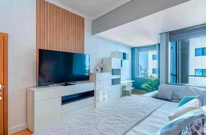 Apartment - 1 - 2 for rent in Ocean Heights - Dubai Marina - Dubai