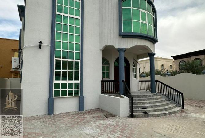 70284085 - Property Image 2