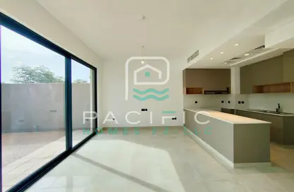Townhouse - 2 Bedrooms - 3 Bathrooms for rent in Falcon Island North - Falcon Island - Al Hamra Village - Ras Al Khaimah