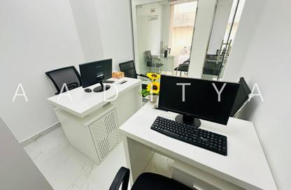 Office Space - Studio - 1 Bathroom for rent in Reem Residency - Al Karama - Dubai