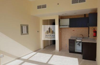 Apartment - Studio - 1 Bathroom for rent in Silicon Gates 4 - Silicon Gates - Dubai Silicon Oasis - Dubai