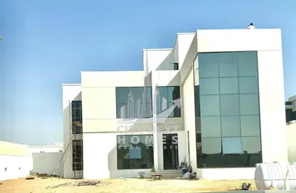 Villa - 4 Bedrooms - 5 Bathrooms for rent in Madinat Hind 3 - Dubai Land - Dubai