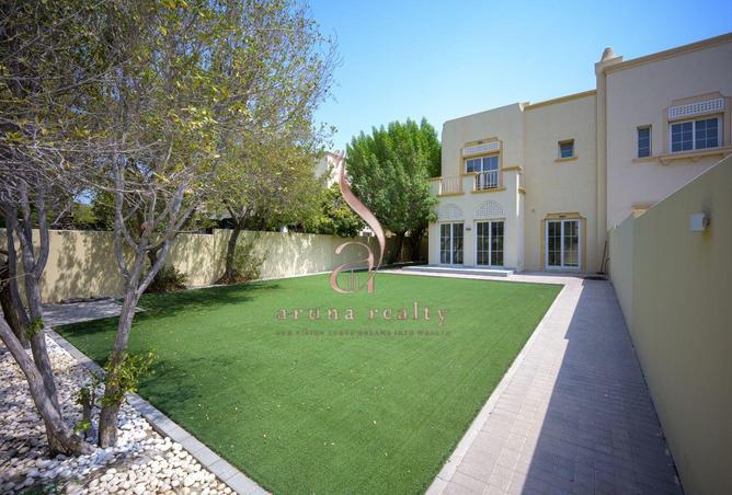 Huge Plot | Landscaped | Ready to movein | Type 3M photo 2
