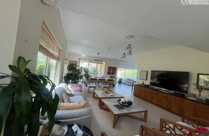 Villa - 4 Bedrooms - 4 Bathrooms for rent in Legacy Large - Legacy - Jumeirah Park - Dubai