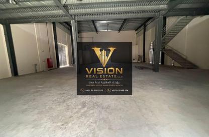 Warehouse - Studio - 4 Bathrooms for rent in Umm Al Thuoob - Umm Al Quwain