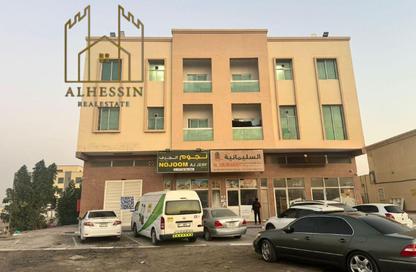 عمارة بالكامل - استوديو - 8 حمامات للبيع في الجرف الصناعية 2 - الجرف الصناعية - عجمان