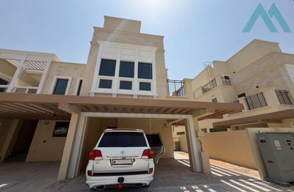 Townhouse - 5 - 6 for rent in Malta - Damac Lagoons - Dubai