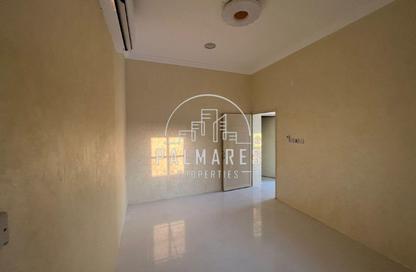 Villa - 2 - 2 for rent in Al Mamourah - Ras Al Khaimah