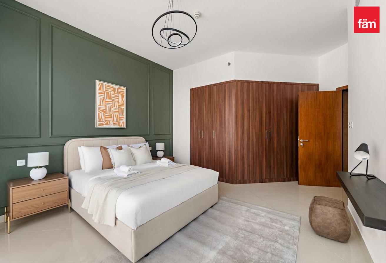 925 SQFT 1br | Community View | Reef Res 75k photo 5
