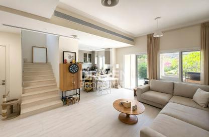 Villa - 2 Bedrooms - 4 Bathrooms for sale in Bella Casa - Serena - Dubai Villa - 2 Bedrooms - 4 Bathrooms for sale in Bella Casa - Serena - Dubai