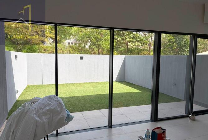 121110425 - Property Main Image