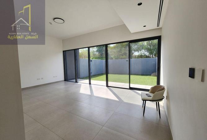 121110425 - Property Image 2