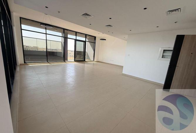 2Ok6NYaOWdE - Property Main Image