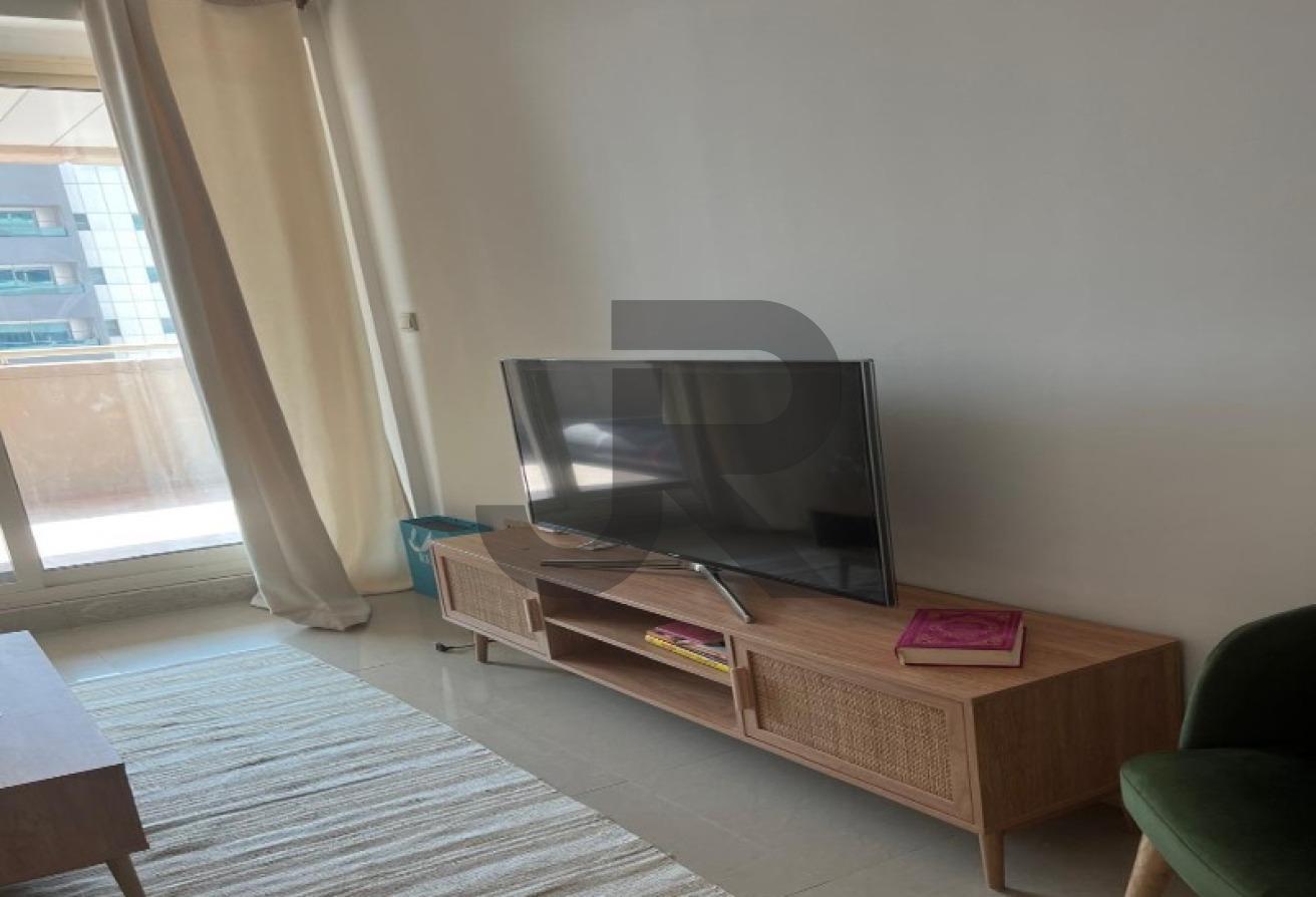 5 Min To Metro | Fully Furnished | Prime Location photo 7