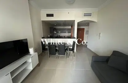 شقة - غرفة نوم - 2 حمامات للبيع في برج مانشستر - دبي مارينا - دبي