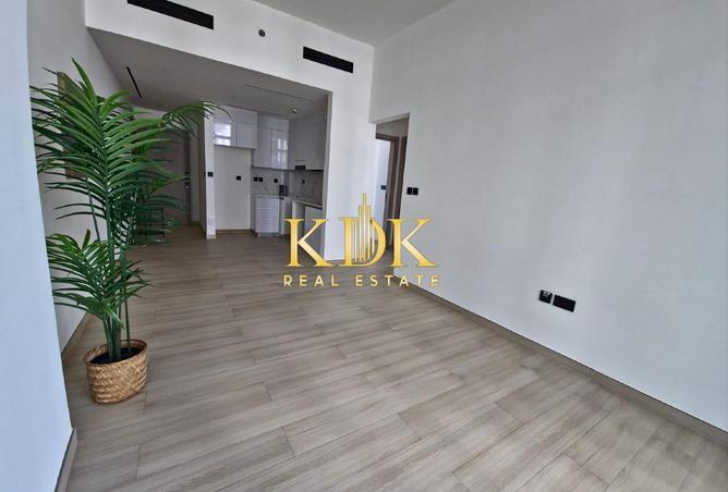 76165930 - صورة العقار 3