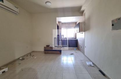 Apartment - Studio - 1 Bathroom for rent in Muwaileh - Sharjah Apartment - Studio - 1 Bathroom for rent in Muwaileh - Sharjah