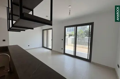 تاون هاوس - 3 غرف نوم - 4 حمامات للايجار في أورا جاردنز - تلال الغاف - دبي