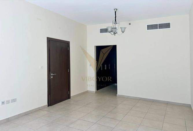 16302011 - Property Main Image