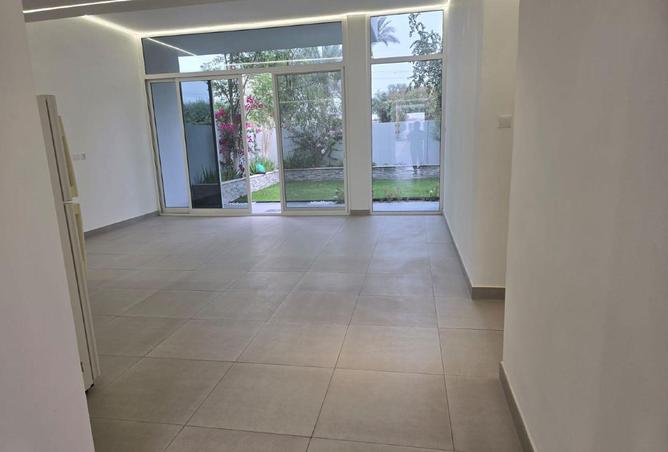 73112776 - Property Image 3