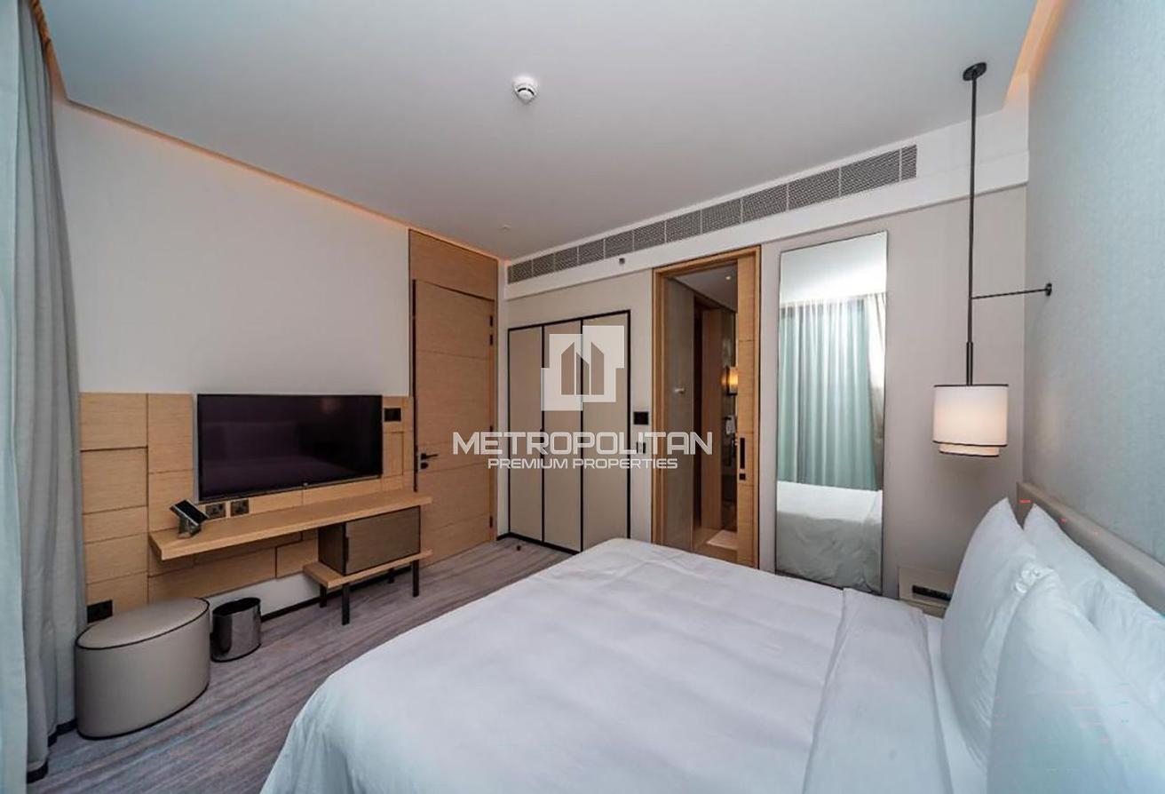 Five-Star Beachfront Residence | Furnished photo 6