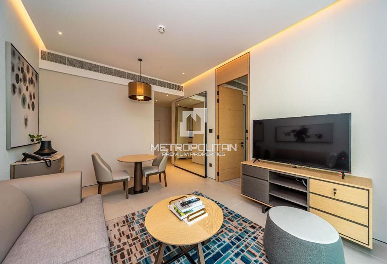 Five-Star Beachfront Residence | Furnished photo 9