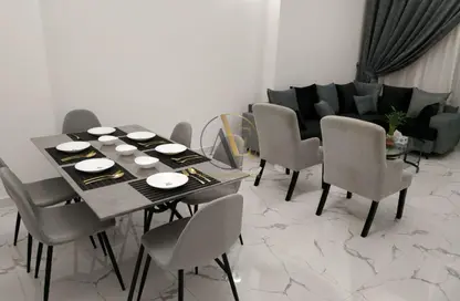 Apartment - 2 Bedrooms - 2 Bathrooms for sale in Oasis Tower - Al Rashidiya 1 - Al Rashidiya - Ajman