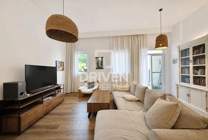 156932650 - Property Image 3