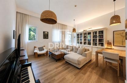 Apartment - 2 - 3 for rent in Shakespeare Circus 2 - Shakespeare Circus - Motor City - Dubai