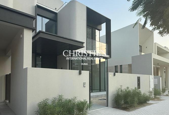 98239783 - Property Main Image