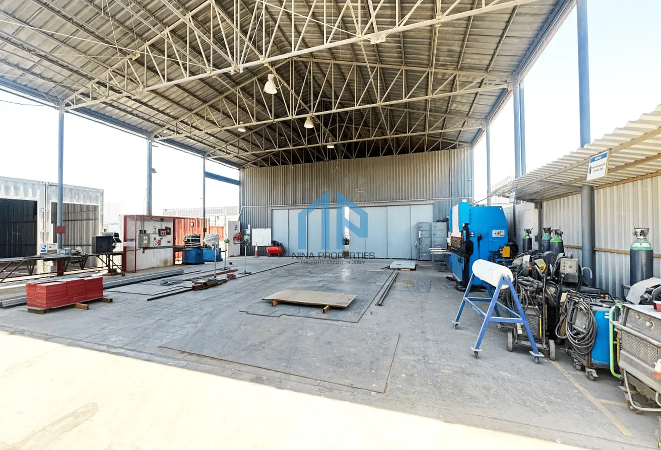 152372402 - Property Main Image