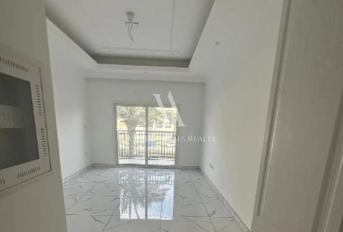 Affordable Studio | Premium Look | Balcony photo 2