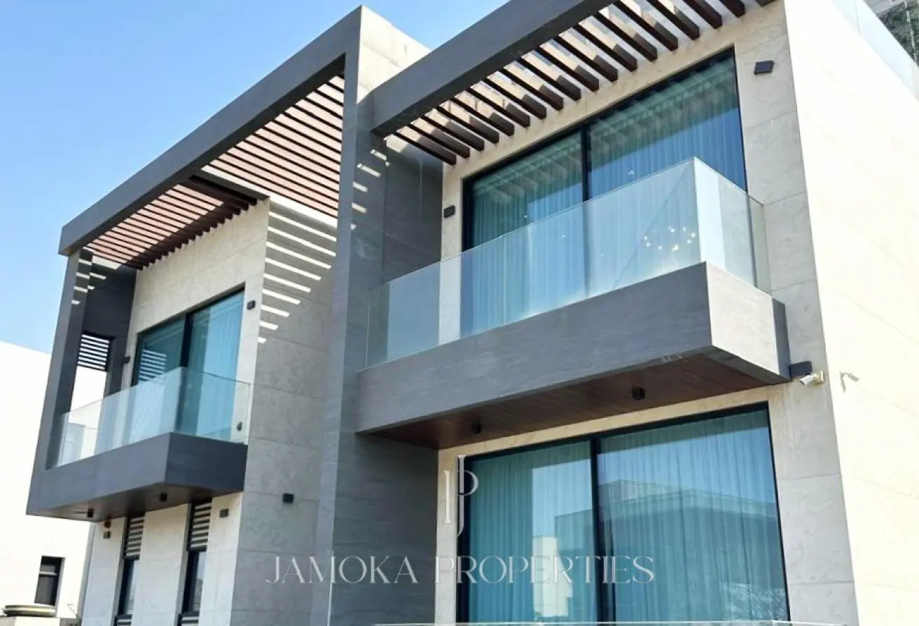 156003939 - Property Main Image
