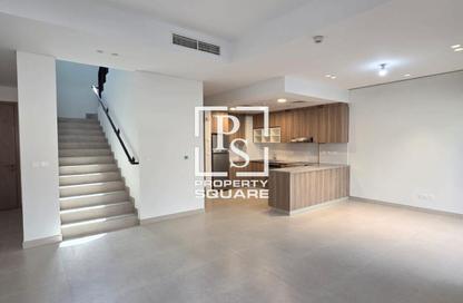 Townhouse - 3 - 4 for rent in Bloom Living - Zayed City (Khalifa City C) - Khalifa City - Abu Dhabi