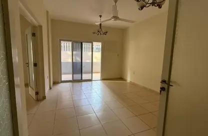 مكتب - استوديو - 2 حمامات للايجار في ميدان بني ياس - ديرة - دبي