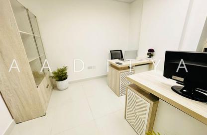 Office Space - Studio - 1 for rent in Silver Home Building - Hor Al Anz - Deira - Dubai