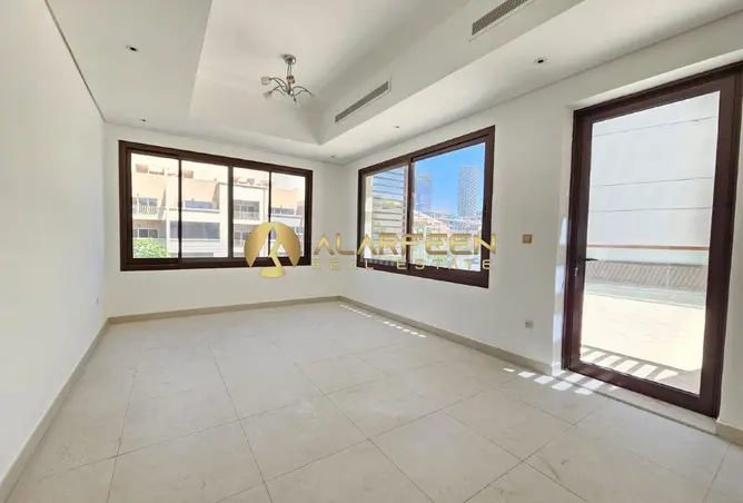 99129207 - Property Image 3