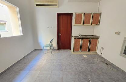 Apartment - Studio - 1 for rent in Muwaileh 3 Building - Muwaileh - Sharjah