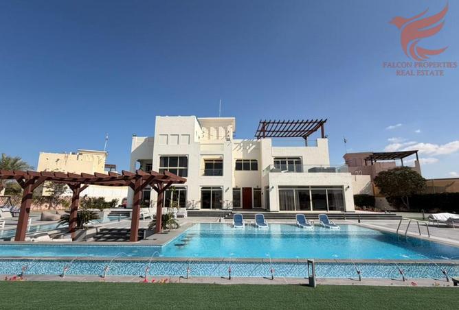 2OjzUDXBz3w - Property Image 2