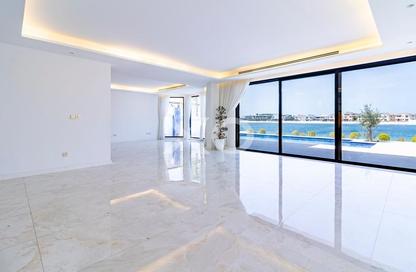 Villa - 5 Bedrooms - 7 Bathrooms for rent in Garden Homes Frond P - Garden Homes - Palm Jumeirah - Dubai