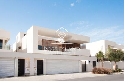 Villa - 4 - 5 for rent in West Yas - Yas Island - Abu Dhabi
