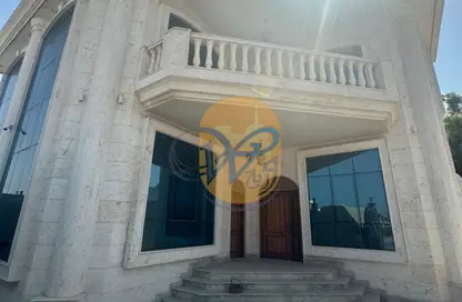 Villa - 7 Bedrooms - 7+ Bathrooms for rent in Khuzam - Ras Al Khaimah