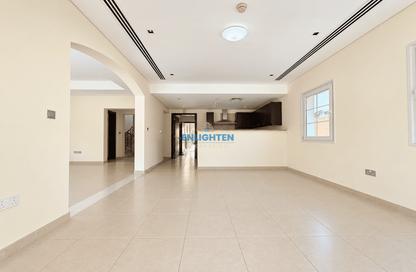 Villa - 2 - 4 for rent in Block L - District 16 - Jumeirah Village Circle - Dubai