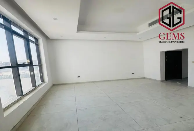 155098639 - Property Image 3