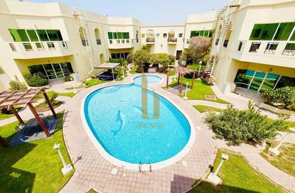 Villa - 5 Bedrooms - 5 Bathrooms for rent in Umm Suqeim 2 Villas - Umm Suqeim 2 - Umm Suqeim - Dubai