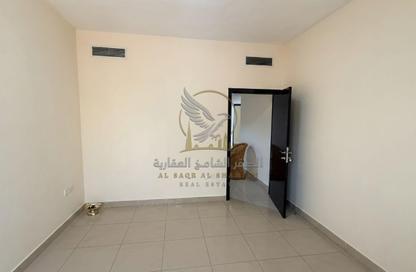 شقة - 3 غرف نوم - 3 حمامات للايجار في شارع التعاون الجديد - التعاون - الشارقة